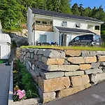 Cosy Hamresand's Semi-detached House Дом отдыха