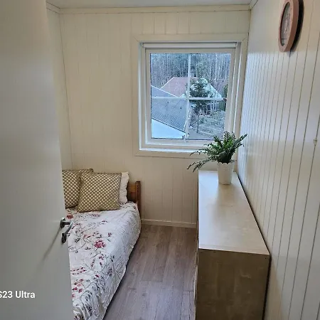 Сasa de vacaciones Cosy Hamresand's Semi-detached House Kristiansand