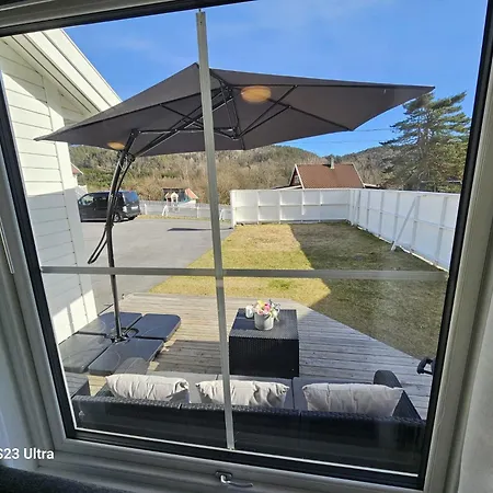 Cosy Hamresand's Semi-detached House * Kristiansand
