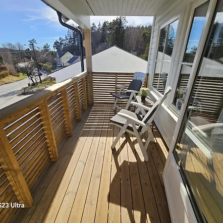 Cosy Hamresand's Semi-detached House Feriehus Kristiansand