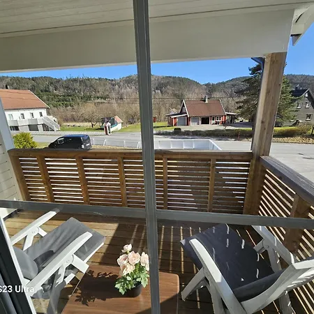 Сasa de vacaciones Cosy Hamresand's Semi-detached House *
