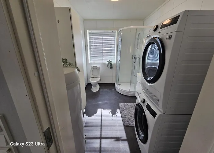 Cosy Hamresand's Semi-detached House בית נופש קריסטיאנסאנד